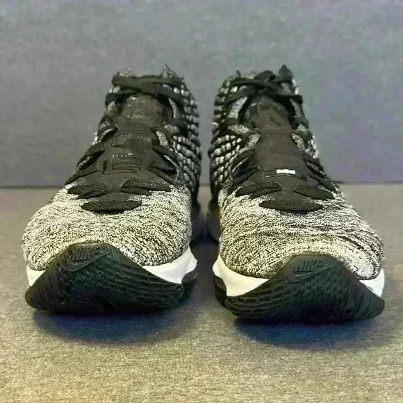 Nike Lebron 17 Basketball Shoes Men’s Size 8 Women’s Size 9.5 BQ3177-002 RARE! - Picture 4 of 10